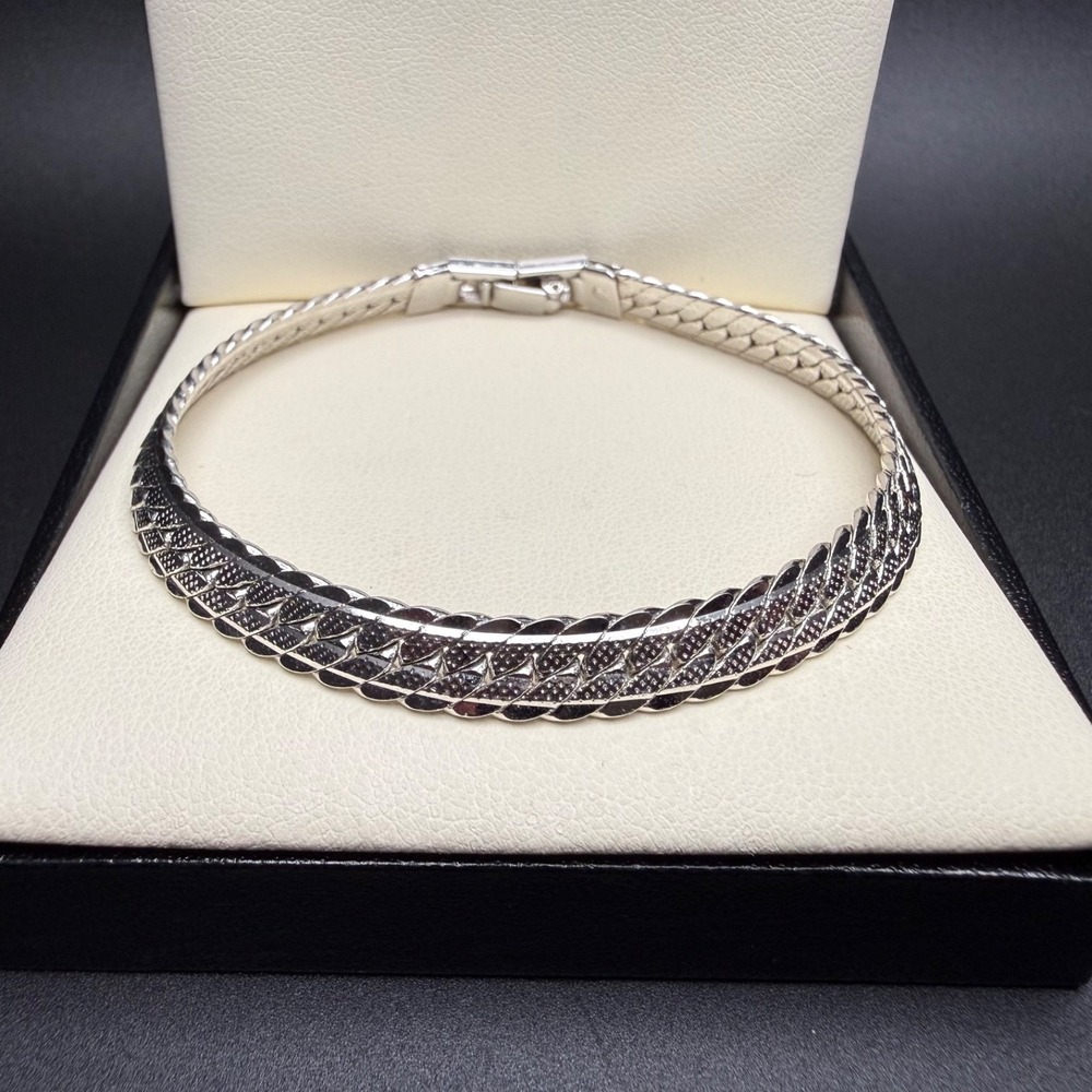 Vintage Textured Silver Tone Woven Link Bracelet Braided Chain Fold Over Clasp - Picture 2 of 7